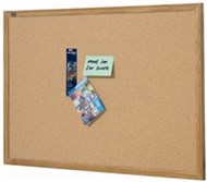 Quartet Corkboard Oak Frame 600 X 450Mm